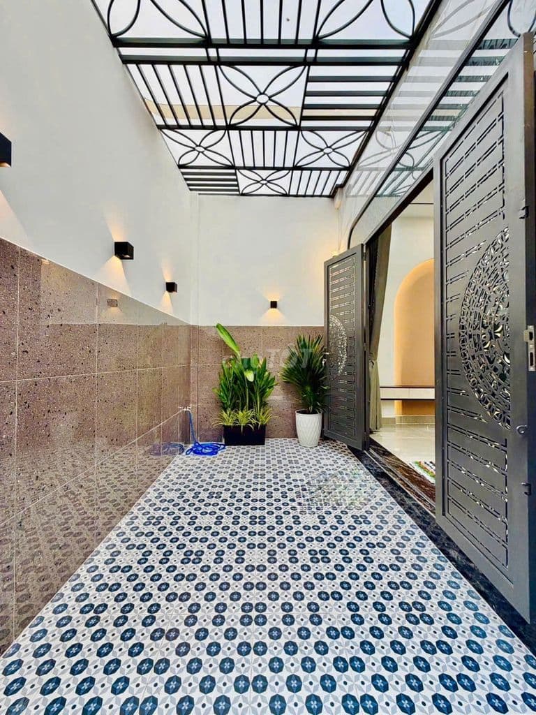 GẦN CHỢ HẠNH THÔNG TÂY-NHÀ MỚI 3 TẦNG~90M2-4PN- QUANG TRUNG-NHỈNH 6 TỶ - Ảnh 2
