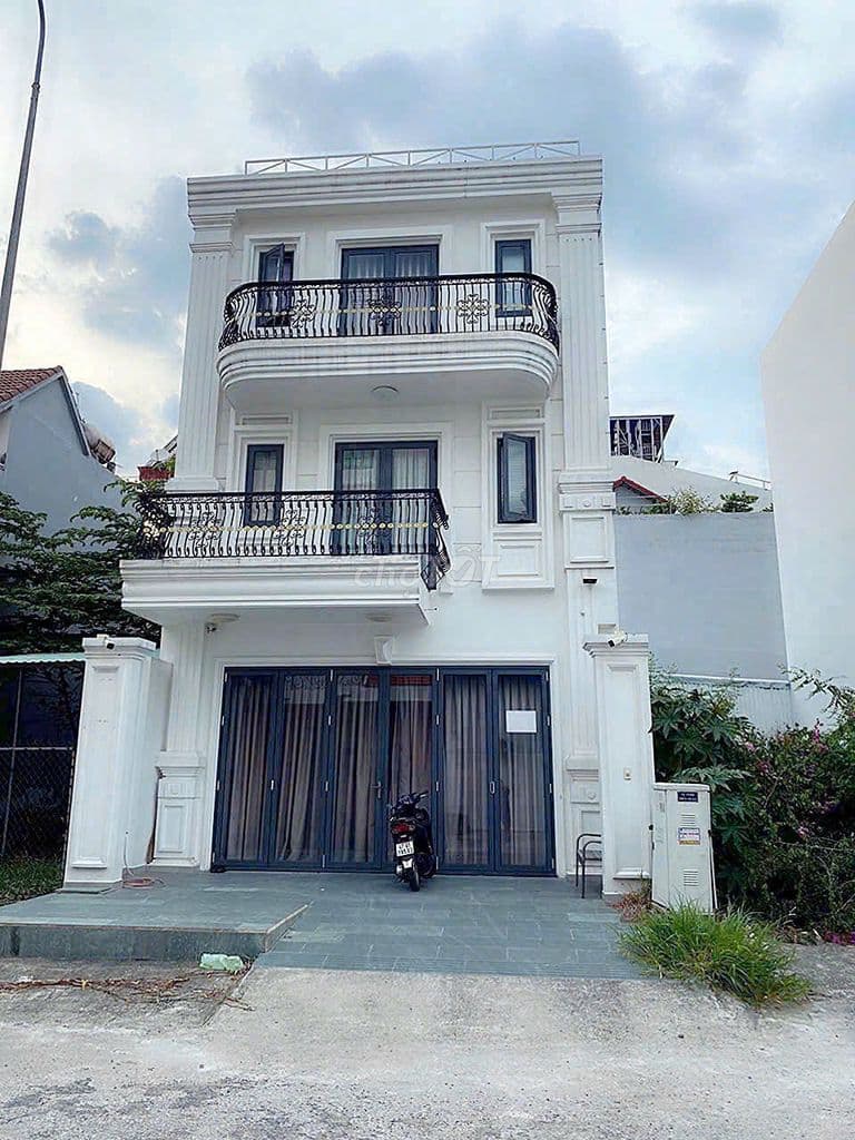 Bán nhà biệt thự khu nhà Ở bên sông P. Hiệp Bình Chánh Thủ Đức 115m2