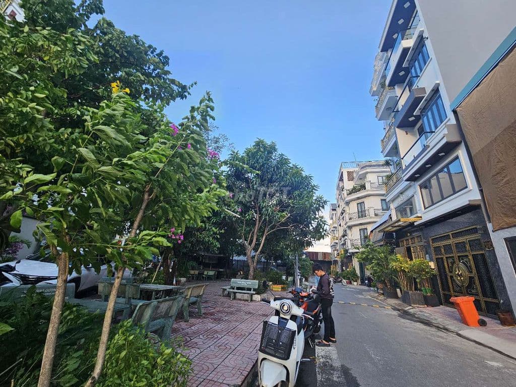 NHÀ 5 TẦNG - CÔNG VIÊN TRƯỚC NHÀ - ĐƯỜNG OTO - Ảnh 3