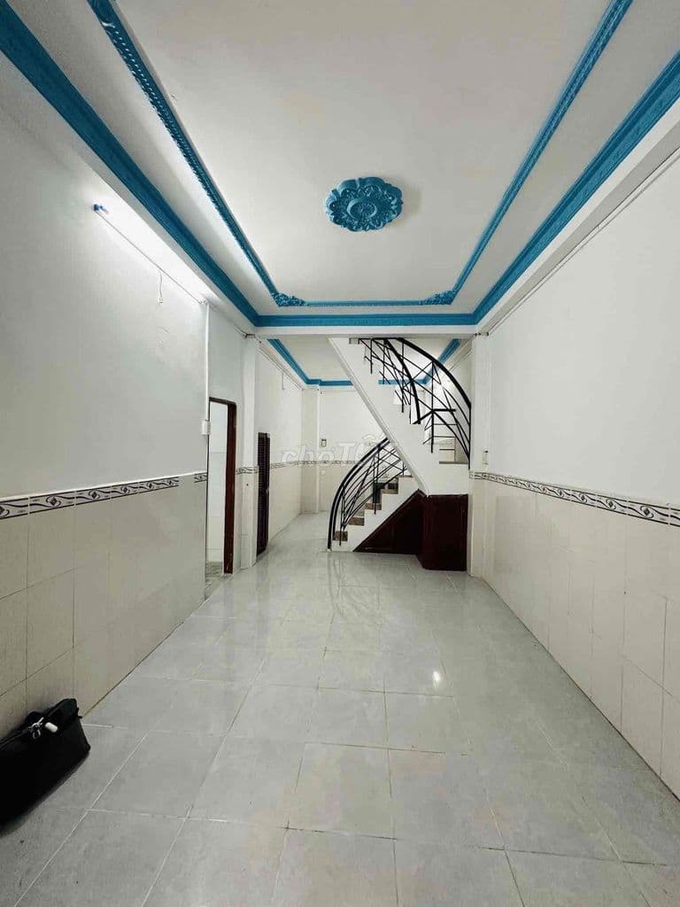 NHÀ ĐẸP GÒ DẦU – 2 PHÚT RA AEON MALL – SÂN XE RỘNG RÃI – CHỈ 3.x TỶ - Ảnh 2