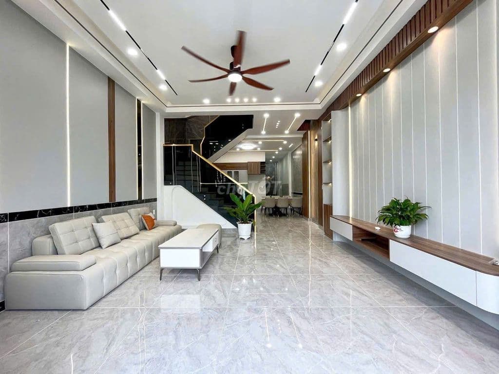 NHÀ MỚI HOÀN THIỆN MẶT TIỀN - 217m2 - CHỈ 2T