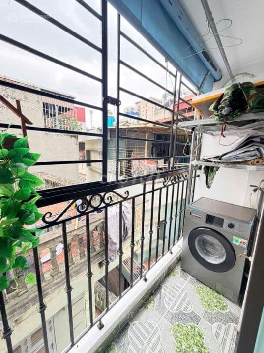 Căn hộ 530 Thụy Khuê, 2 ngủ, thang máy, ô tô đỗ, full nội thất, 50m2 - Ảnh 3