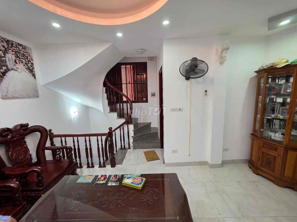 Nhà Văn Quán, 5 tầng, lô góc, gần hồ, giá 6.5 tỷ - Ảnh 2