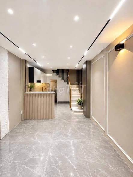 bán nhà 5 tấm Quận 4 khu VIP