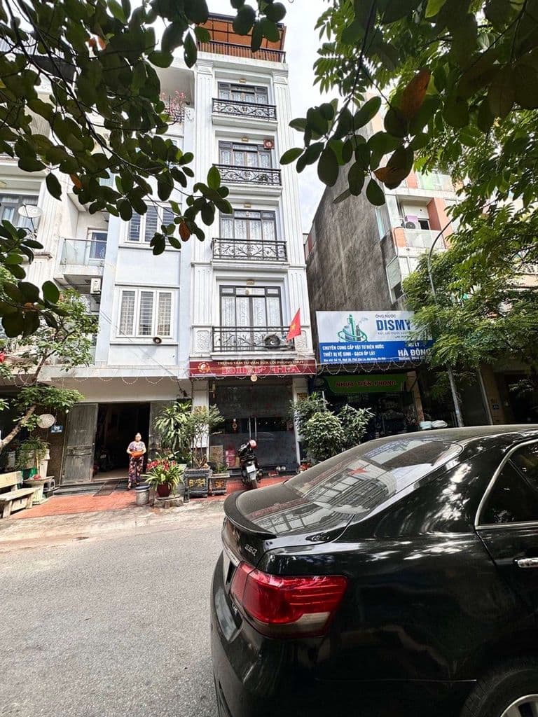 văn la VănPhú 50m mt5,4m 5tầng,vỉa hè,nhà đẹp,vừa ở kết hợp kinh doanh - Ảnh 3