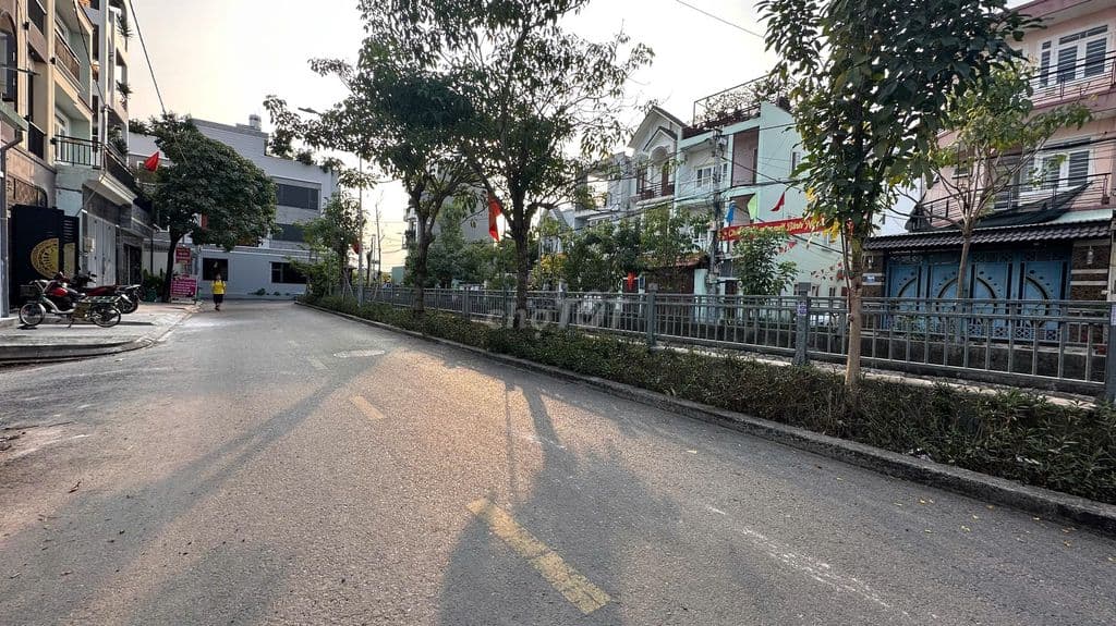 Chỉ 2tỷ 850 sở hữu ngay nhà mặt tiền TL37, Q.12, thuận tiên kinh doanh