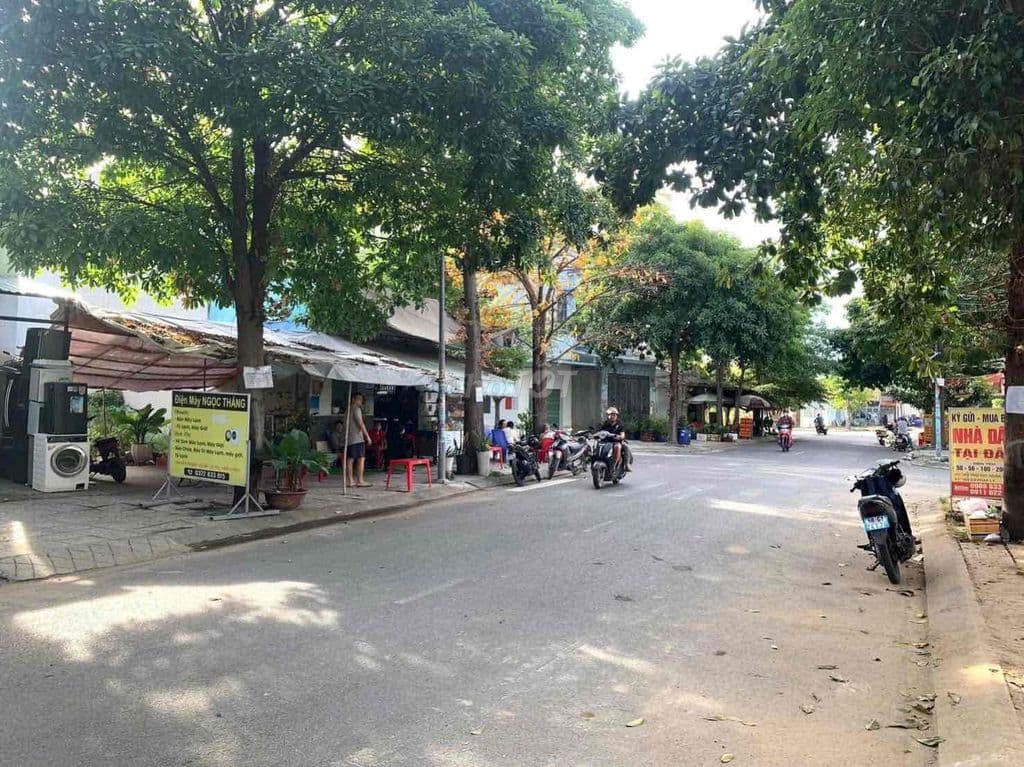 BÁN NỀN MT TRỤC 16M - KDC Nam Khang - 8.15 Tỷ/117M2 - Ảnh 2