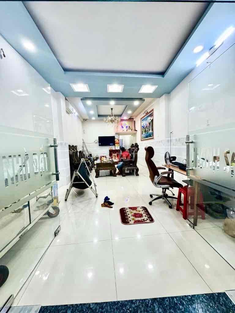 SIÊU PHẨM - 2 TẦNG - ĐƯỜNG 7M - SÁT MẶT TIỀN- TÂN HOÀ ĐÔNG- 4PN ( 4 x