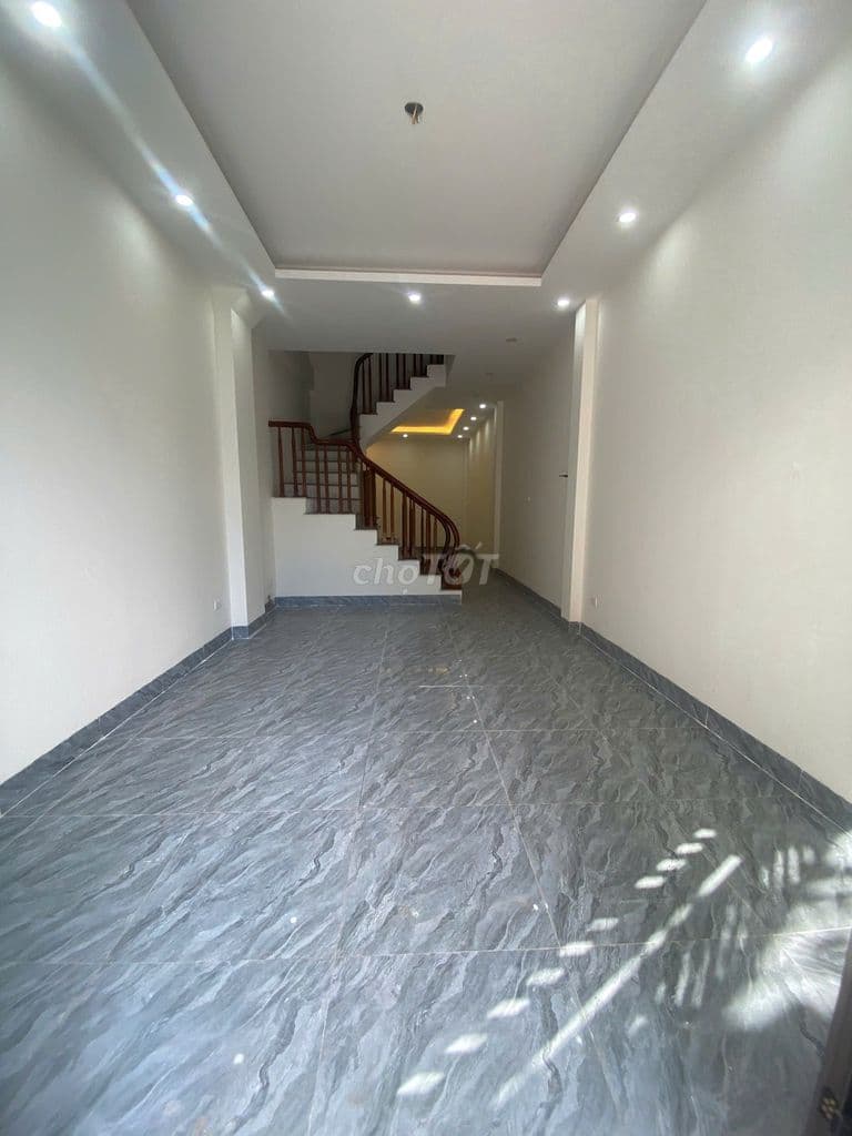 nhà 4.5 tầng 50m2-ô tô vào tận nơi-Trong LÀng PHượng Đồng-Giá chỉ 4 Tỷ - Ảnh 2