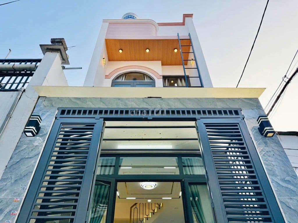 nhà thống nhất 2 mặt hẻm 36 chỉ 3tỷ8