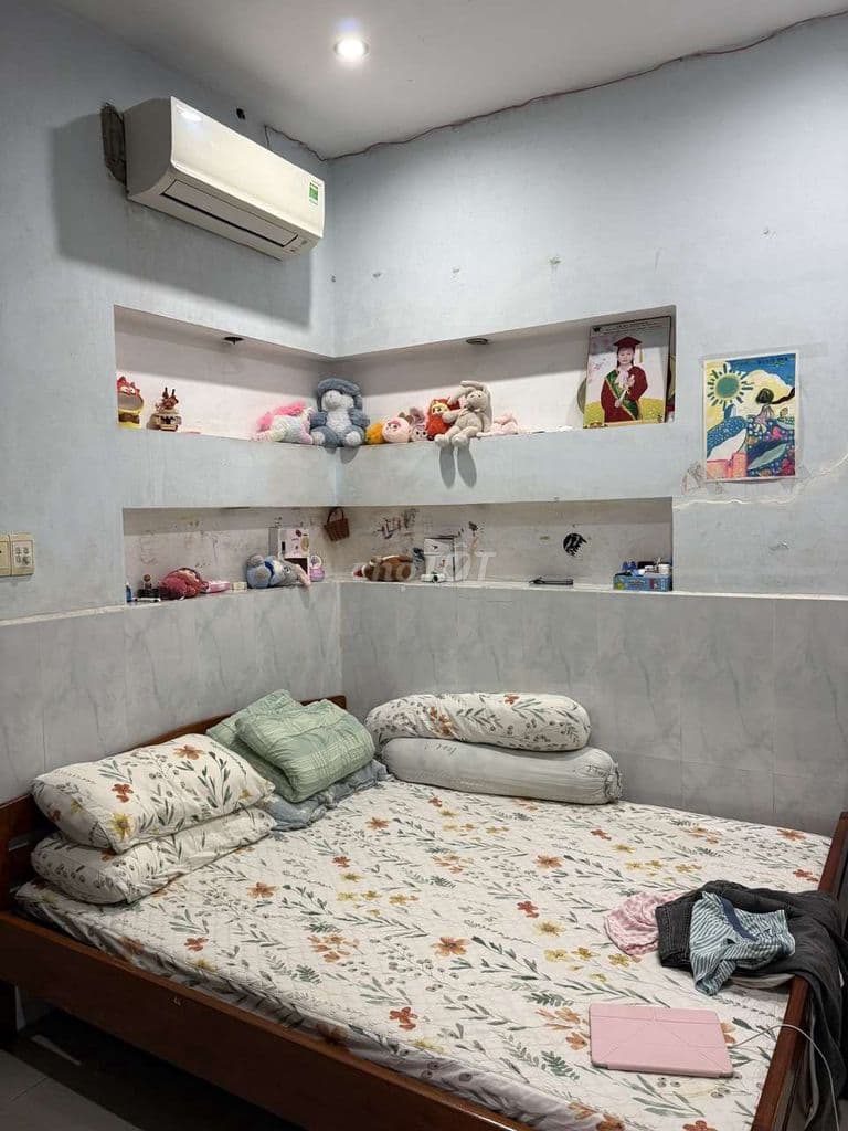Bán đất tặng nhà 2 tầng gần GIGAMALL