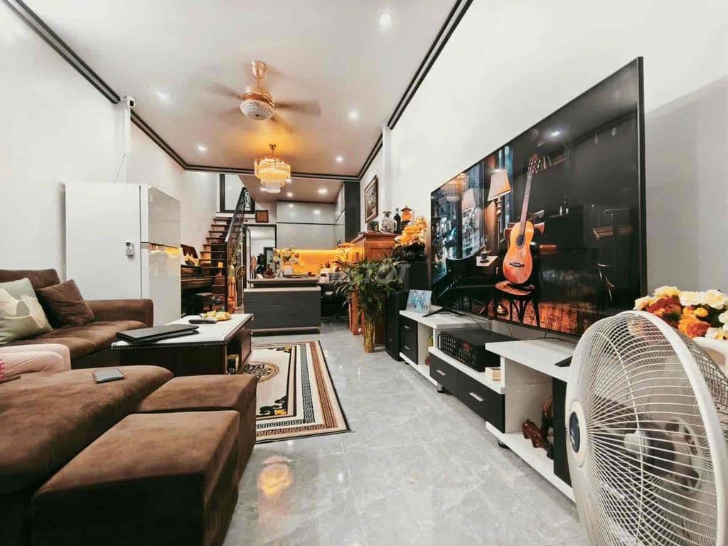 NHỈNH 2TỶ CÓ NHÀ MỚI DÂN XÂY -GẦN PHỐ -Ô TÔ QUA NHÀ - Ảnh 2