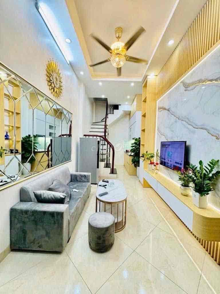 Chính chủ bán gấp nhà 4 tầng Bạch Mai 3 ngủ chỉ 5 tỷ