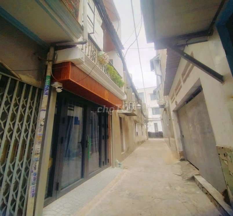 Nhà 2 Tầng, 3.65 tỷ, full nội thất, Đ. Bùi Quang Là Gò Vấp