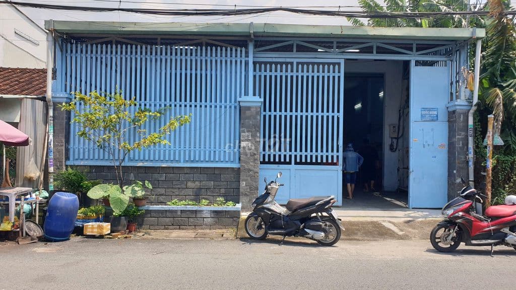 HOT- Bán gấp nhà 9.5x35, đổ lửng, đường 10m, gần chợ Xuân Thới Thượng - Ảnh 2