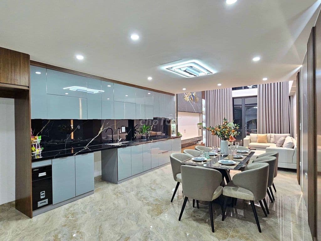 MẶT PHỐ HOA LÂM VIỆT HƯNG 100M2 7 TẦNG THANG MÁY, KINH DOANH ĐỈNH CAO - Ảnh 2