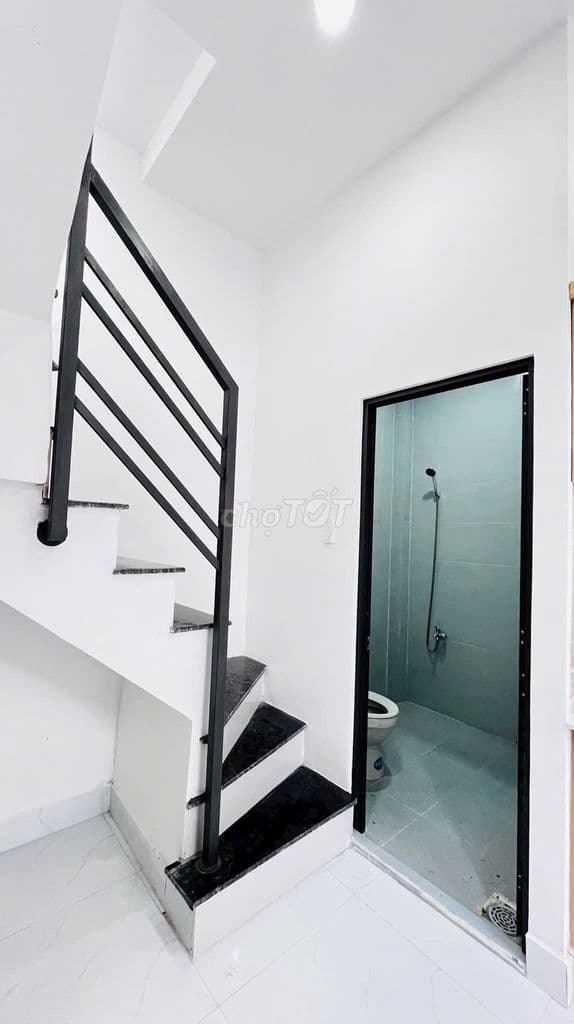 Nhà sát Vòng xoay Tân Kim - 690Tr - Hẻm Xe Hơi - Tặng Nội Thất - Ảnh 3