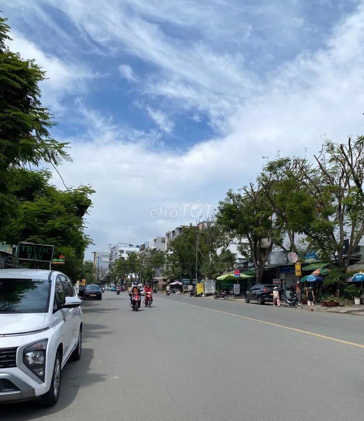 Ngộp! Giảm mạnh 1.1 tỷ - Nhà MT Đặng Thùy Trâm, P. 13, Bình Thạnh. - Ảnh 2