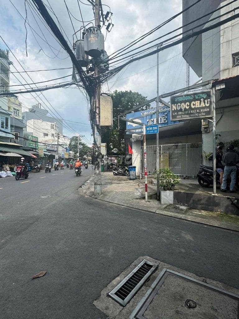 CHÍNH CHỦ GIẢM SỐC 400TR BÁN GẤP CĂN HXH , 1 LÔ 4TỶ95, MUA CẶP GIÁ TỐT