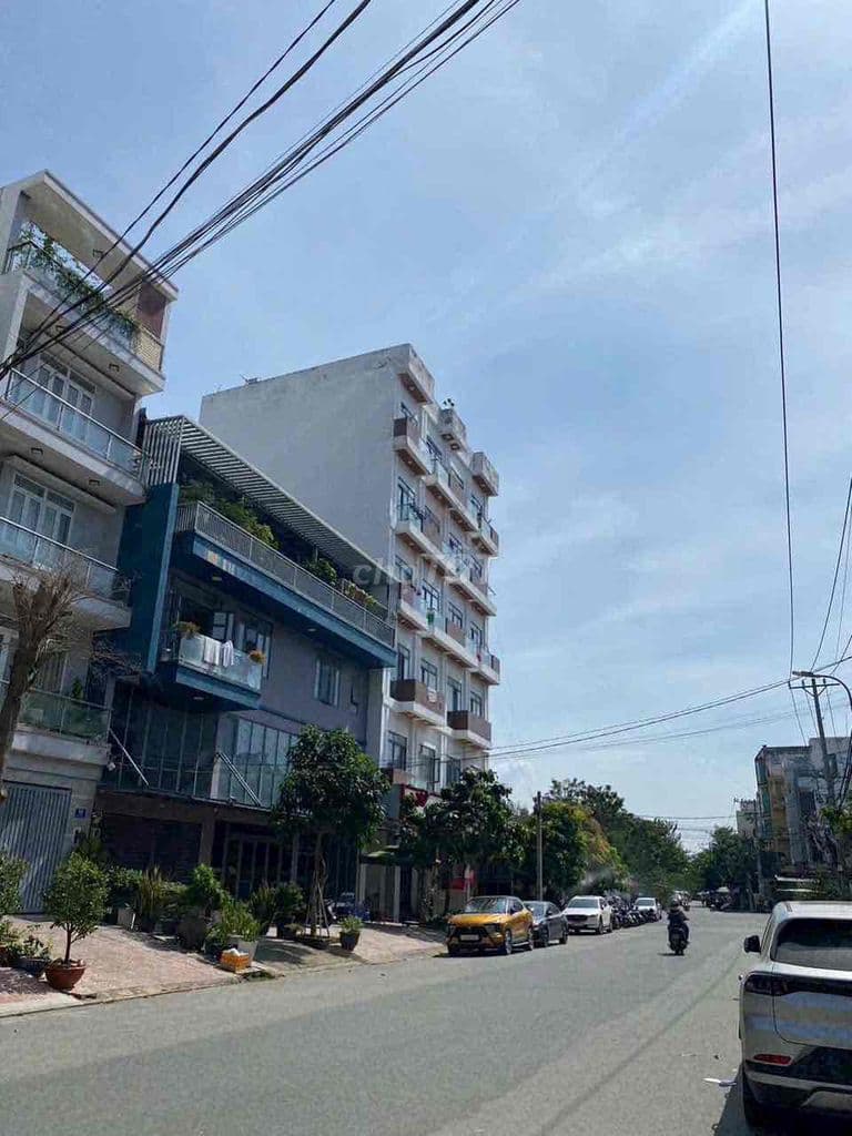 Căn hộ tầng trệt, 63m2, đường Tân Thuận, Quận 7