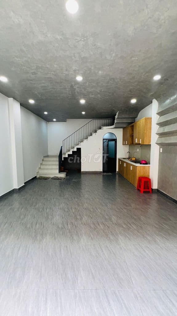 VỊ TRÍ ĐẸP 4 LẦU (4.5X10) ĐƯỜNG 10M HẬU GIANG Q.6 - Ảnh 2