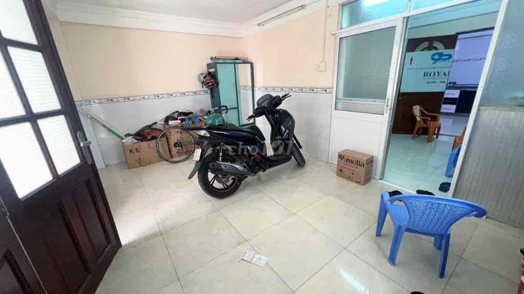 Ngay Phan Xích Long - Hẻm 6m xe hơi thông - 50m2 - 3PN - Chỉ 7.2 tỷ - Ảnh 2