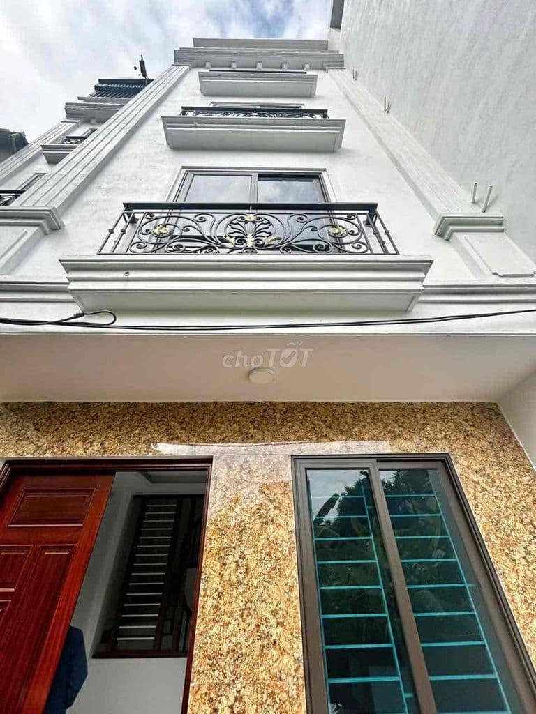 5 Ty 2 ĐÔNG NGẠC - BẮC TỪ LIÊM 5 TẦNG - 3 NGỦ KHÉP KÍN 30m RỘNG 4.5m C