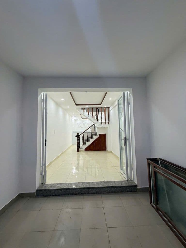 NHÀ 2 TẦNG NGAY LÊ VĂN VIỆT – ĐỐI DIỆN VINCOM – SÁT GA METRO THỦ ĐỨC - Ảnh 2