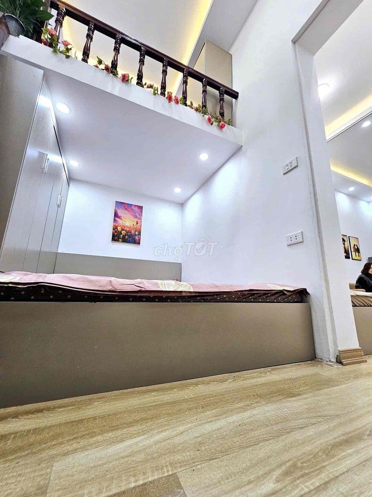 Bán tập thể phố Tân Triều thoáng sáng 2 ngủ đủ công năng 72m T3 sổ đỏ - Ảnh 2