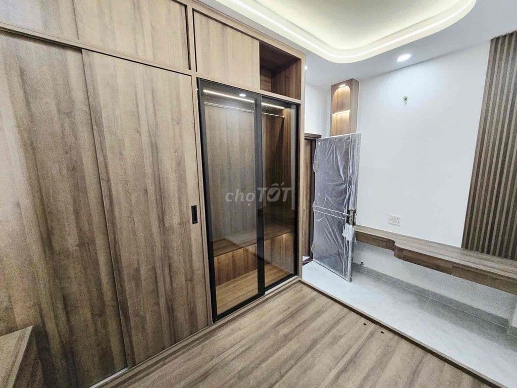 Nhà mới full nội thất 100% Hẻm xe hơi - Sát mặt tiền tiện kinh doanh - Ảnh 3