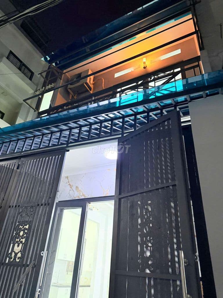 BÁN NHÀ Quang Trung Gò Vấp Gần Ngã 5 , NỞ HẬU 2 MẶT HẺM Rất Thoáng - Ảnh 2