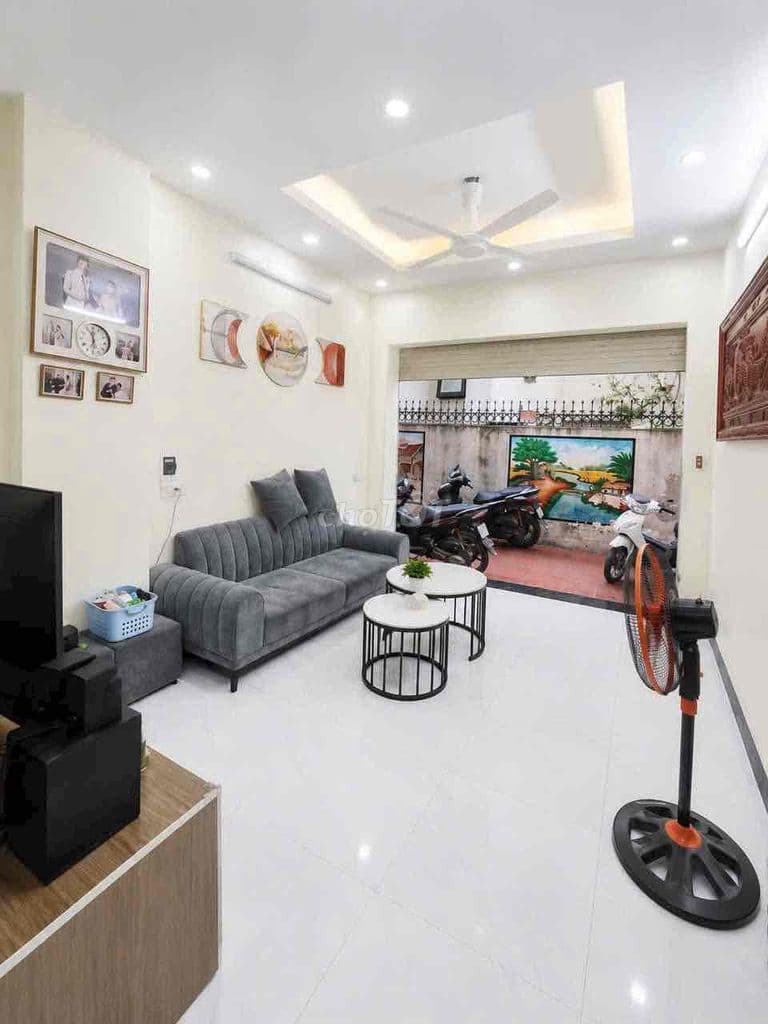 Bán nhà chính chủ k qua sàn 36m2 3.5m mặt tiền 4 Tầng sổ đỏ CC - Ảnh 2