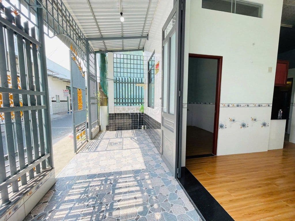 Cắt lỗ sâu nhà C4 ở ngay Tân Phú Trung, Củ Chi, 116m2 giá 820trieu SHR