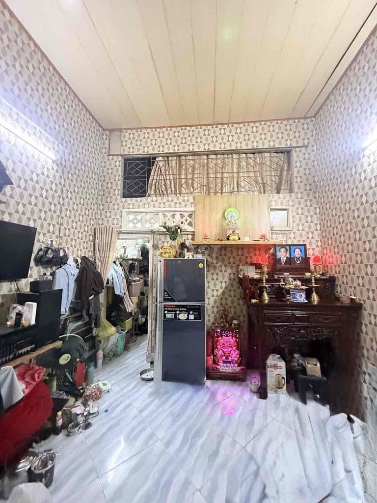 NHÀ TRƯỜNG CHINH Q12 – 32M² – GIÁ CHỈ 2.3 TỶ TL