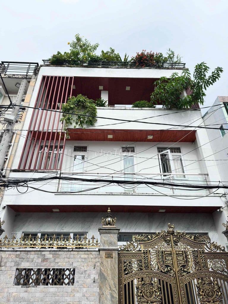 8x11 nhà đúc 3 tấm hẻm 413 Lê Văn Quới vào