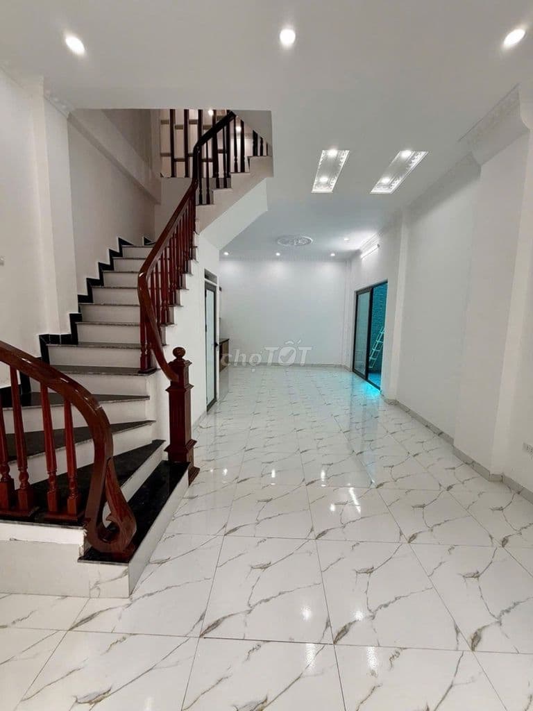 THANH TRÌ, RẤT GẦN Ô TÔ 54M2 5 TẦNG XÂY NĂM 2024. CHỦ THIỆN CHÍ 7,3 TỶ - Ảnh 2