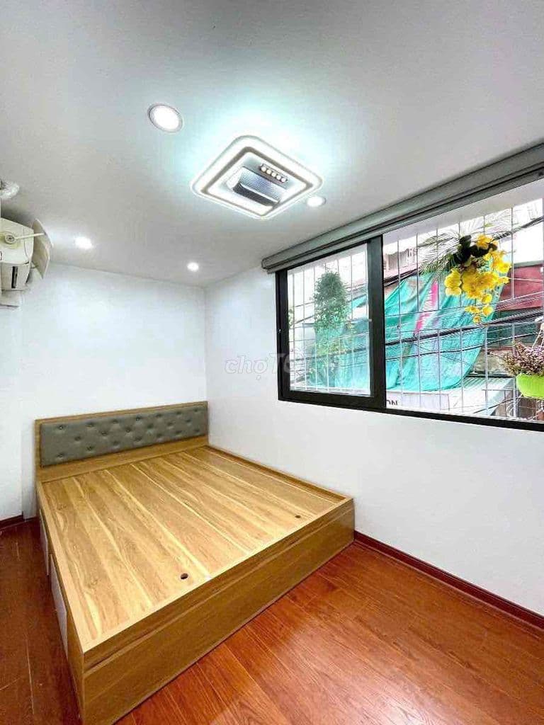 Bán căn hộ TT Nguyễn Chí Thanh. 90m nhà thoáng,ô tô đỗ sát chân cầu th - Ảnh 3