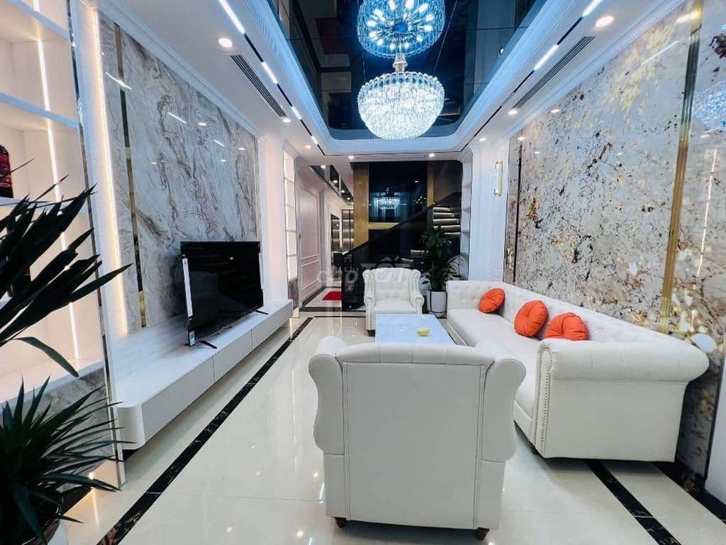 Bán nhà Hoàng Quốc Việt, 52m2, 6 tầng thang máy, full nội thất - Ảnh 2