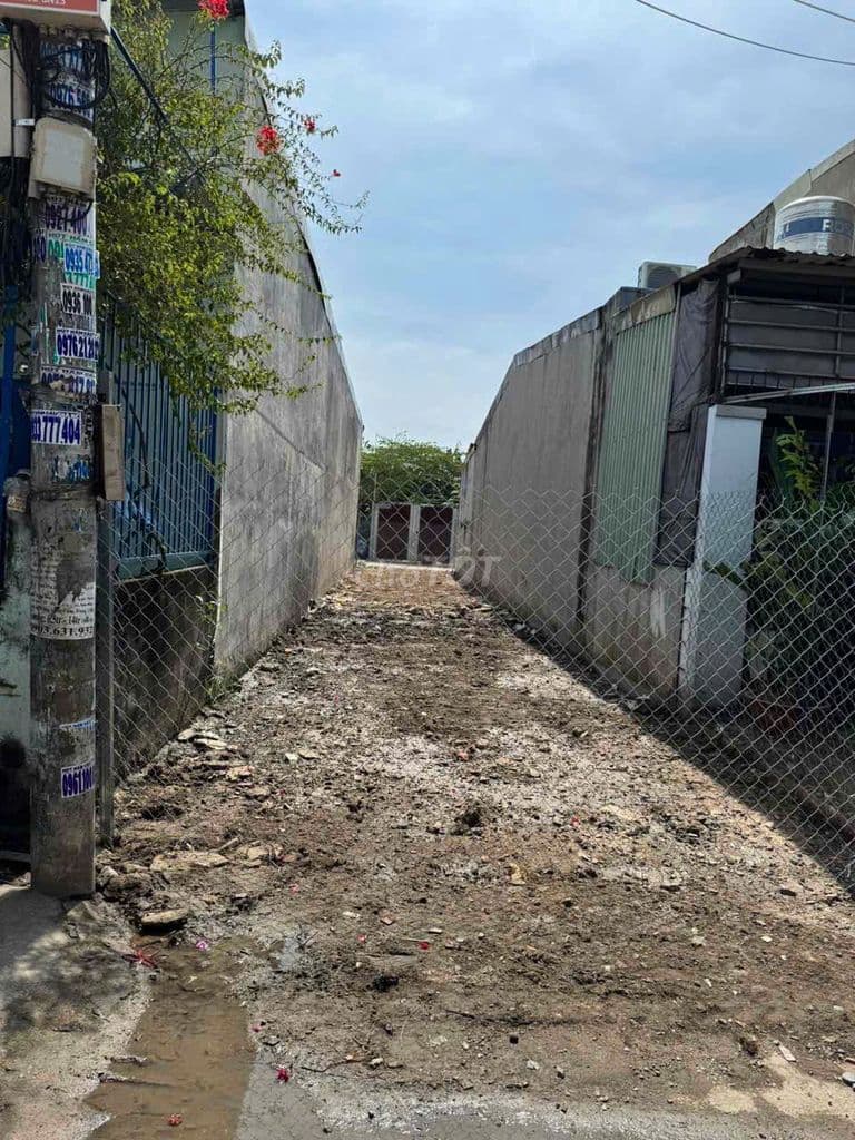 BÁN ĐẤT GIÁ TỐT CHÍNH CHỦ - HẺM XE HƠI - SỔ HỒNG SẲN - XÂY DỰNG TỰ DO