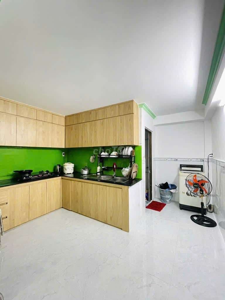 BÁN NHÀ ĐẸP NGUYỄN THỊ BÚP, HẺM XE HƠI THÔNG 4 HƯỚNG, CHỈ 4.X TỶ - Ảnh 3