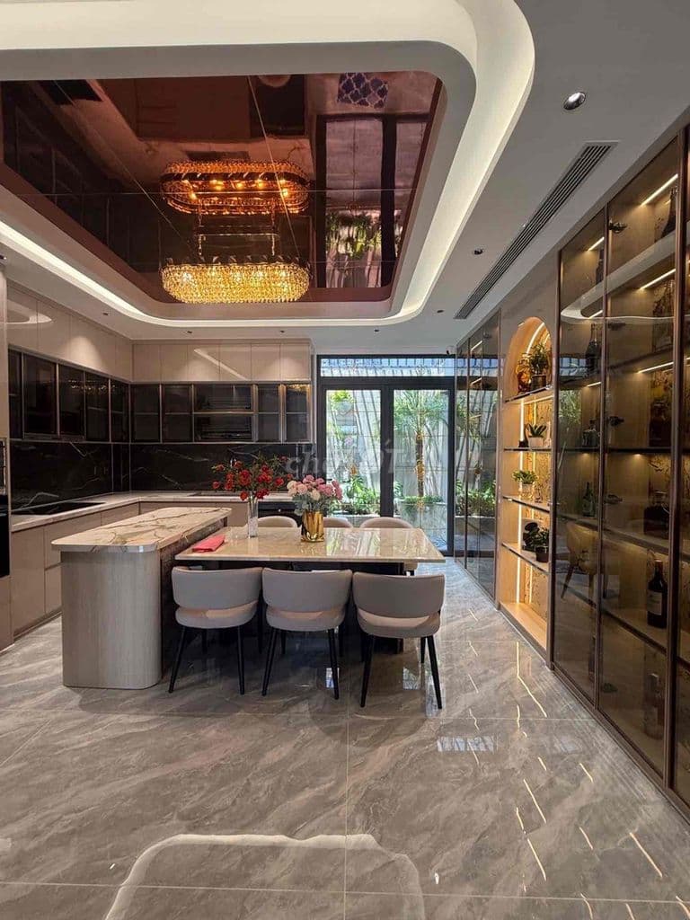Vị Trí Kim Cương .phú mỹ hưng .kết nối giao thông đa điểm .90m2 ,N5x18