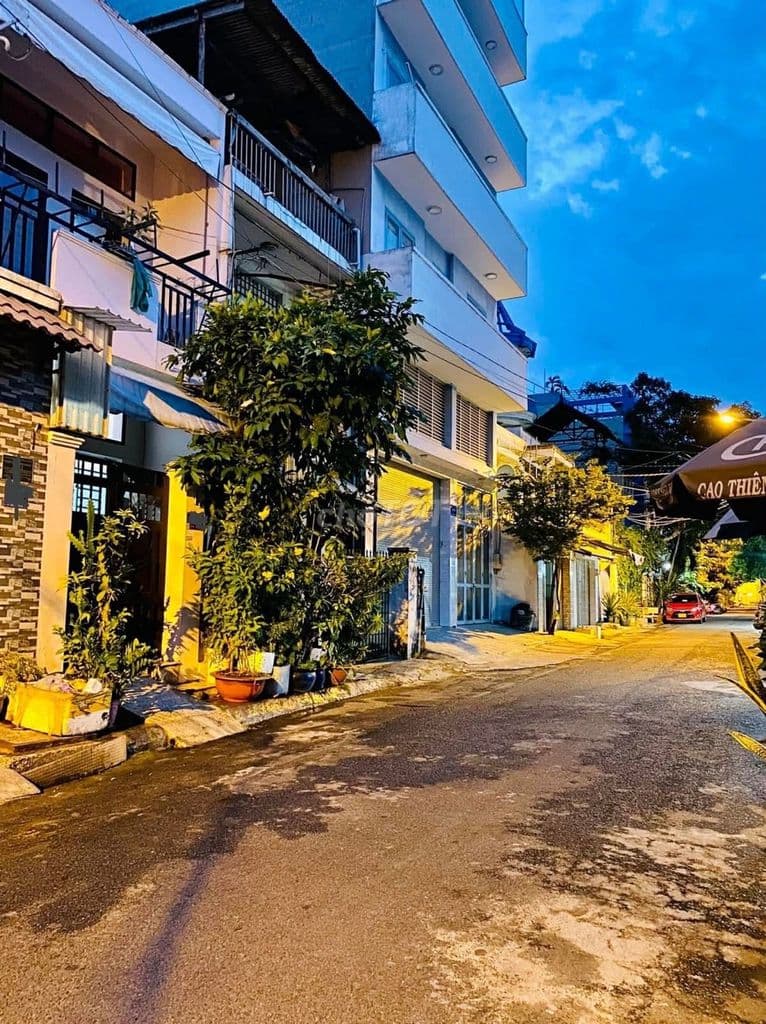 Bán Nhà Hẻm 8M, Ngay Nguyễn Sơn, Giáp Tân Bình, 4M X 18M, Nhỉnh 7 Tỷ - Ảnh 2