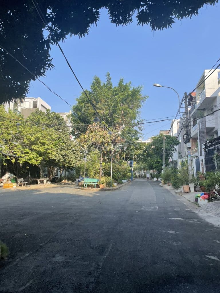 Nhà đẹp 122/9 Đặng Thùy Trâm.DT 5x20m. trệt 2 lầu ST. - Ảnh 2