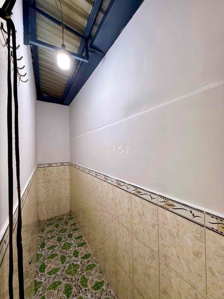 Nhà ở Phạm Văn Chí - sát chợ lớn - Ảnh 3