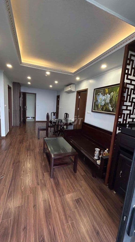 Cần bán căn hộ toà A No1T1A ngoại giao đoàn dt 95 m2 -3 ngủ 3 vệ sinh