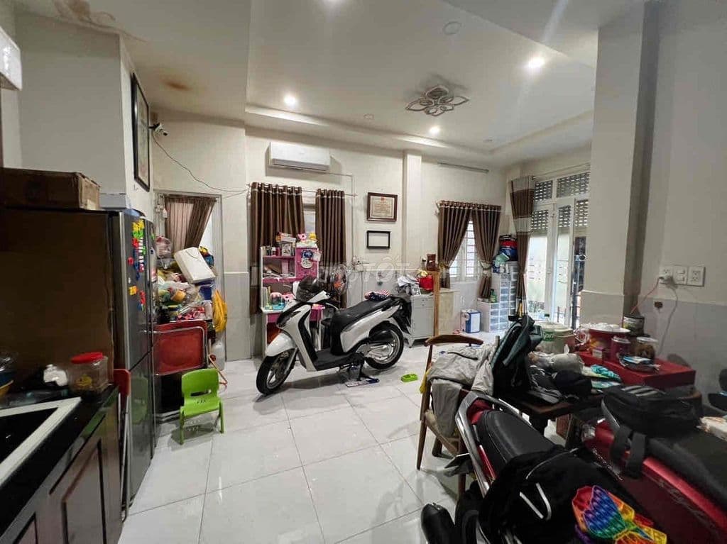Góc 2MT- Lê Hồng Phong-Q.10- CN 44 m²- 4 tầng BTCT- chỉ 6,8 tỷ - Ảnh 3