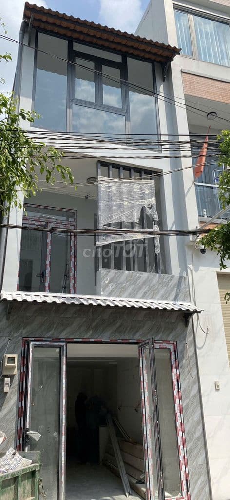 2lầu 4phòng ngủ, mặt tiền lớn, giá 1990 quy hoạch đất ở đô thị - Ảnh 3