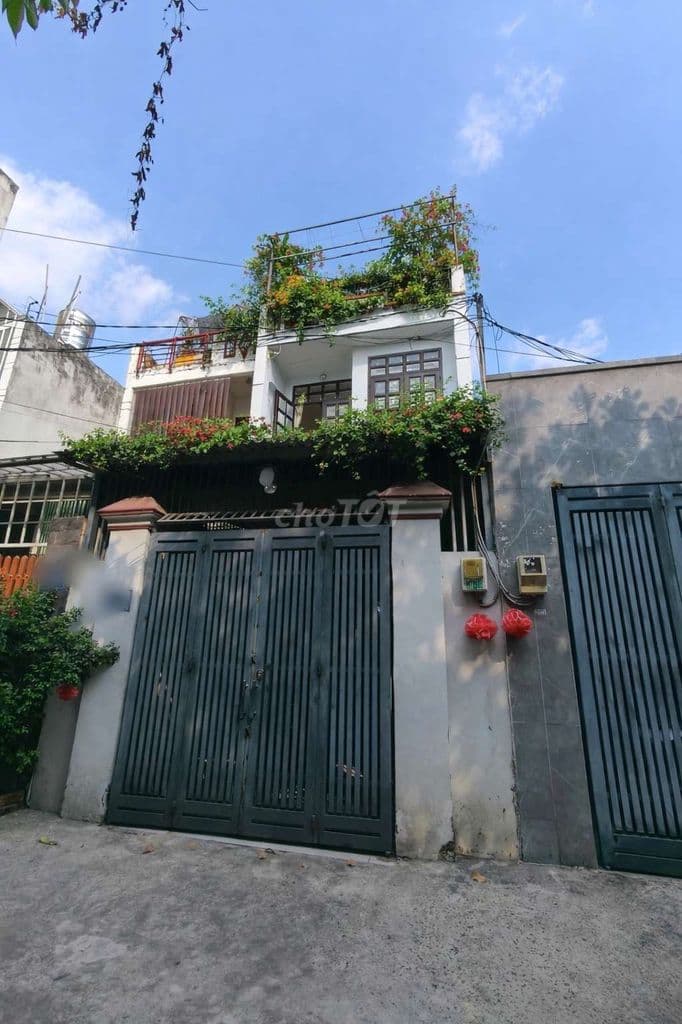 Bán nhà 2 tầng đường Man Thiện 76m2 có 4 PN giá 6 tỷ 8.