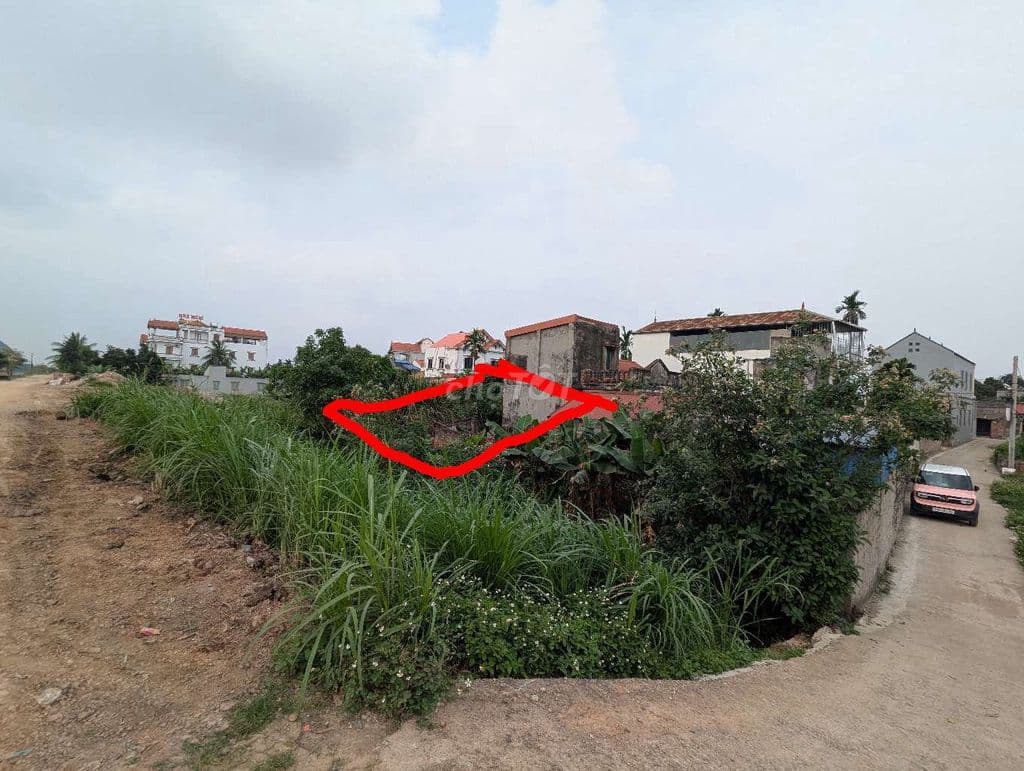 Bán đất view Hồ Quan Sơn, gần ngõ đường làng