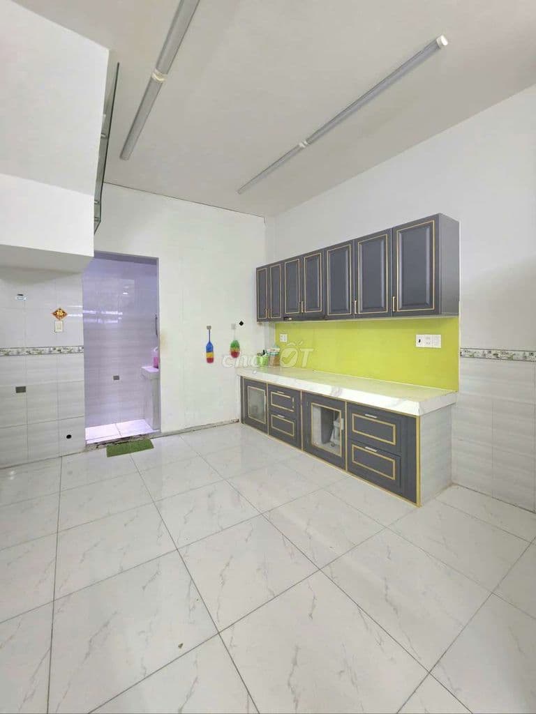 Nhà Phố 2 Lầu ST Hẻm 1806 HTP - Ảnh 3